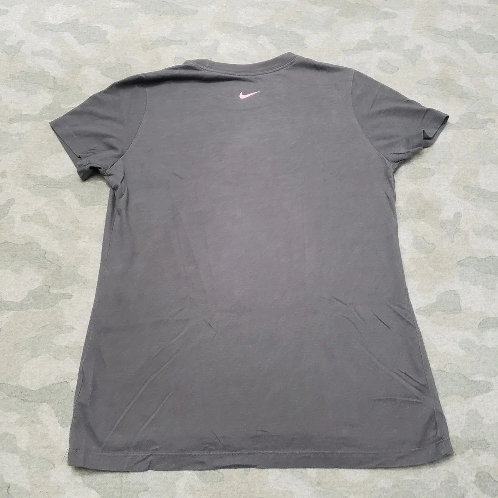 Nike Top Womens Small Gray Dri-Fit Short Sleeve‎